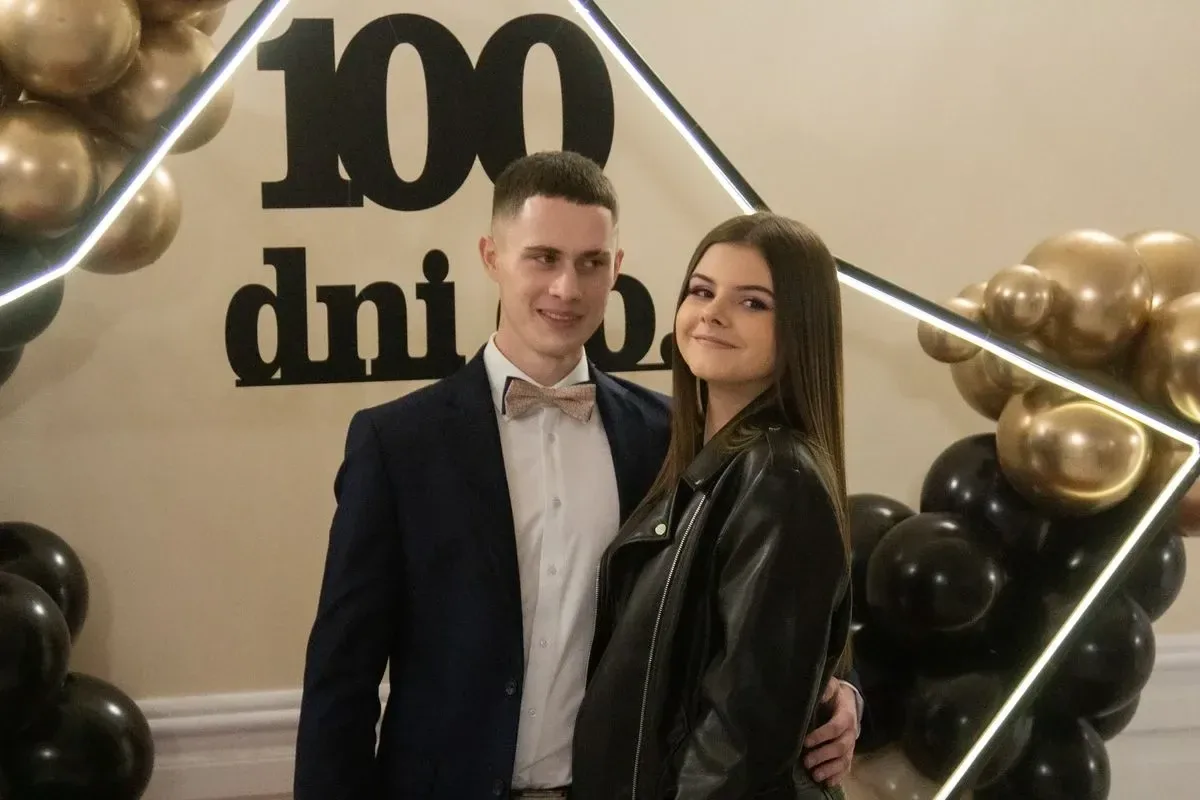 Studniówka maturzystów z Zespołu Szkół im. Stanisława Staszica w Małkini Górnej! (zdjęcia, wideo)
