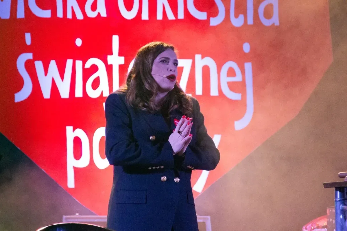 Kwesta po mieście i licytacje stacjonarne podczas 31. Finału WOŚP w Ostrowi Mazowieckiej (zdjęcia)