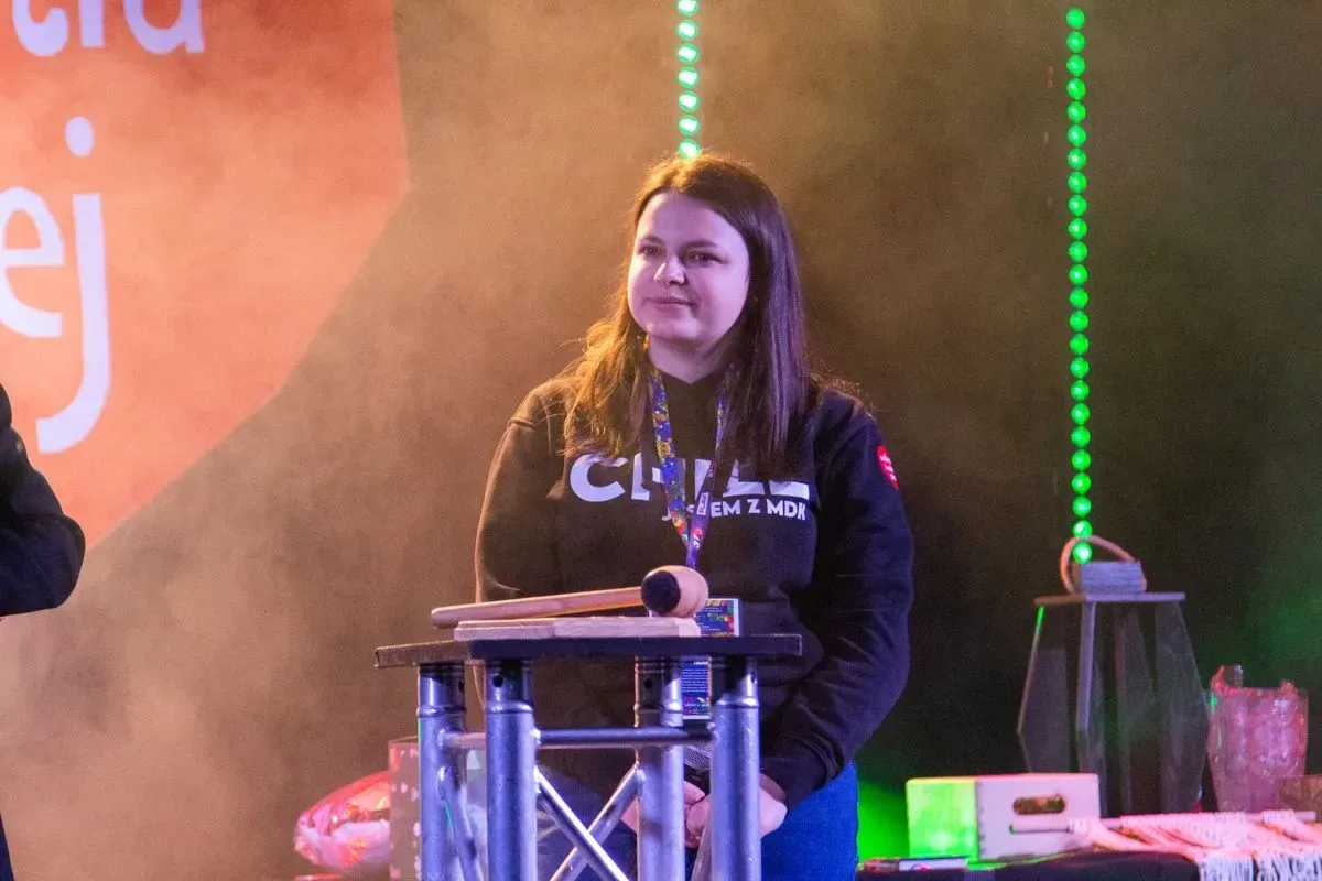 Kwesta po mieście i licytacje stacjonarne podczas 31. Finału WOŚP w Ostrowi Mazowieckiej (zdjęcia)