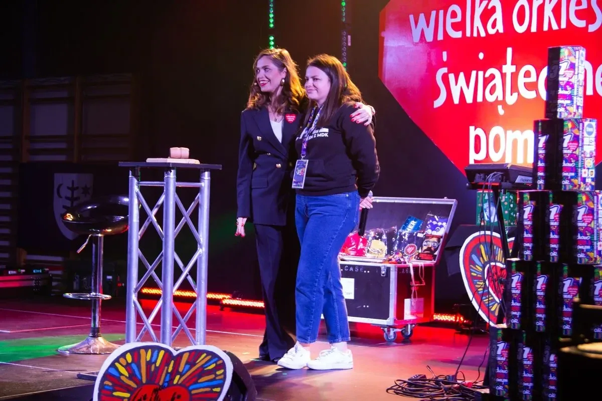 Kwesta po mieście i licytacje stacjonarne podczas 31. Finału WOŚP w Ostrowi Mazowieckiej (zdjęcia)