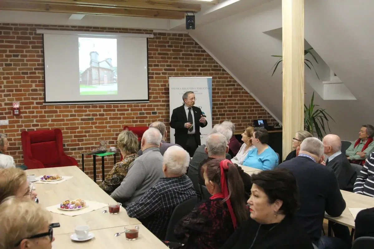 Spotkanie z Andrzejem Mierzwińskim w Miejskiej Bibliotece Publicznej w Ostrowi Mazowieckiej! (zdjęcia)