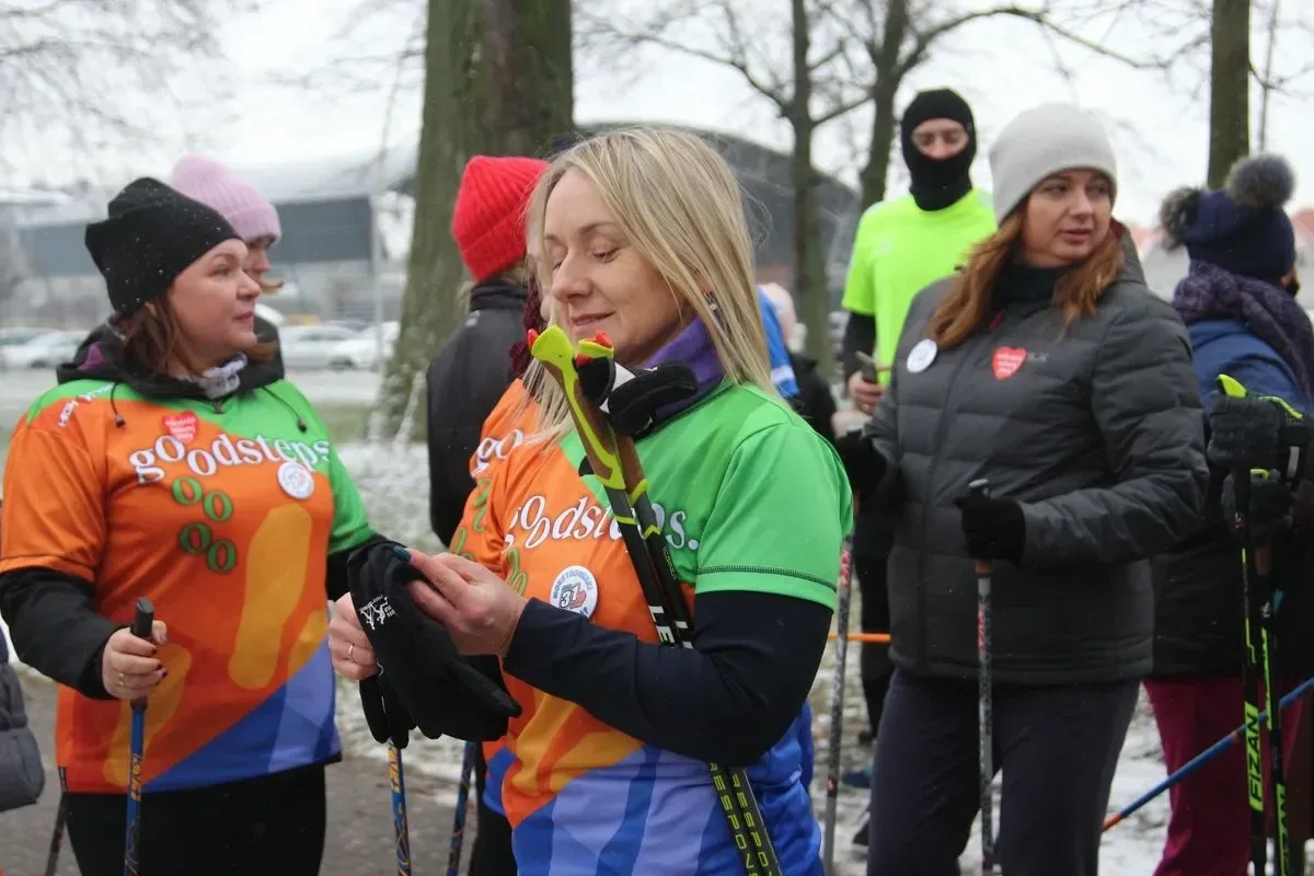 Finał WOŚP na sportowo! Ostrów Biega i Morstrowiaki przyłączyły się do pomocy aktywnie (zdjęcia)