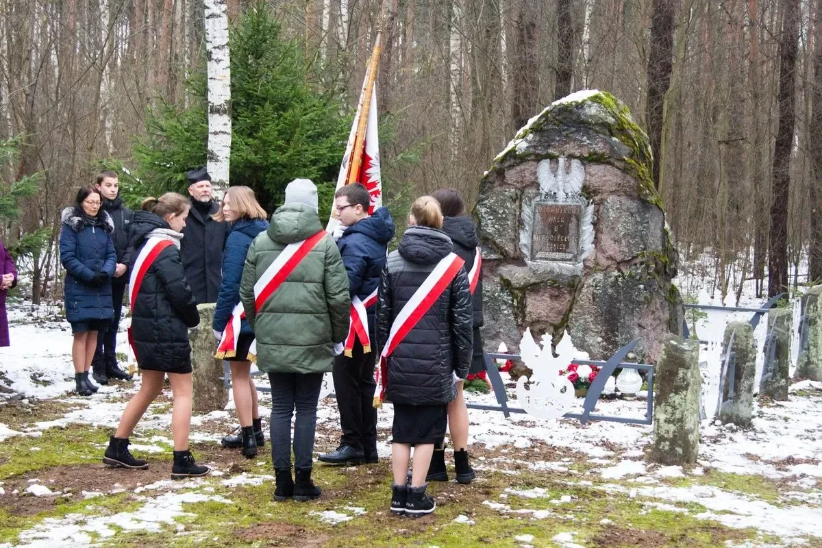 Uroczystość w Broku związana z obchodami 160. rocznicy wybuchu powstania styczniowego (zdjęcia)