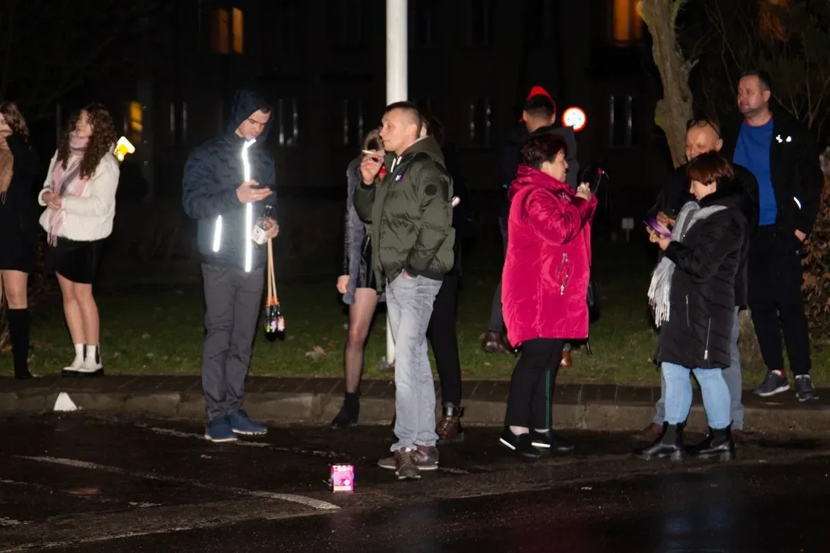 Mieszkańcy wspólnie rozpoczęli nowy rok przed ratuszem miejskim! (zdjęcia)