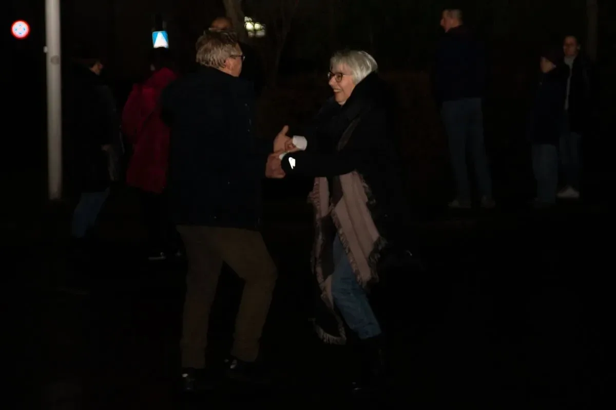 Mieszkańcy wspólnie rozpoczęli nowy rok przed ratuszem miejskim! (zdjęcia)