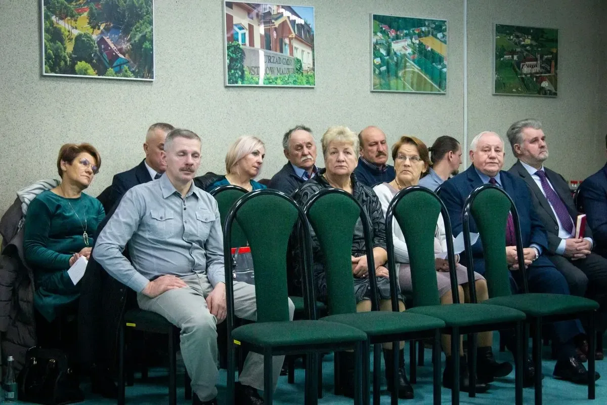 Radni jednogłośnie uchwalili budżet gminy Ostrów Mazowiecka na 2023 rok! (zdjęcia)