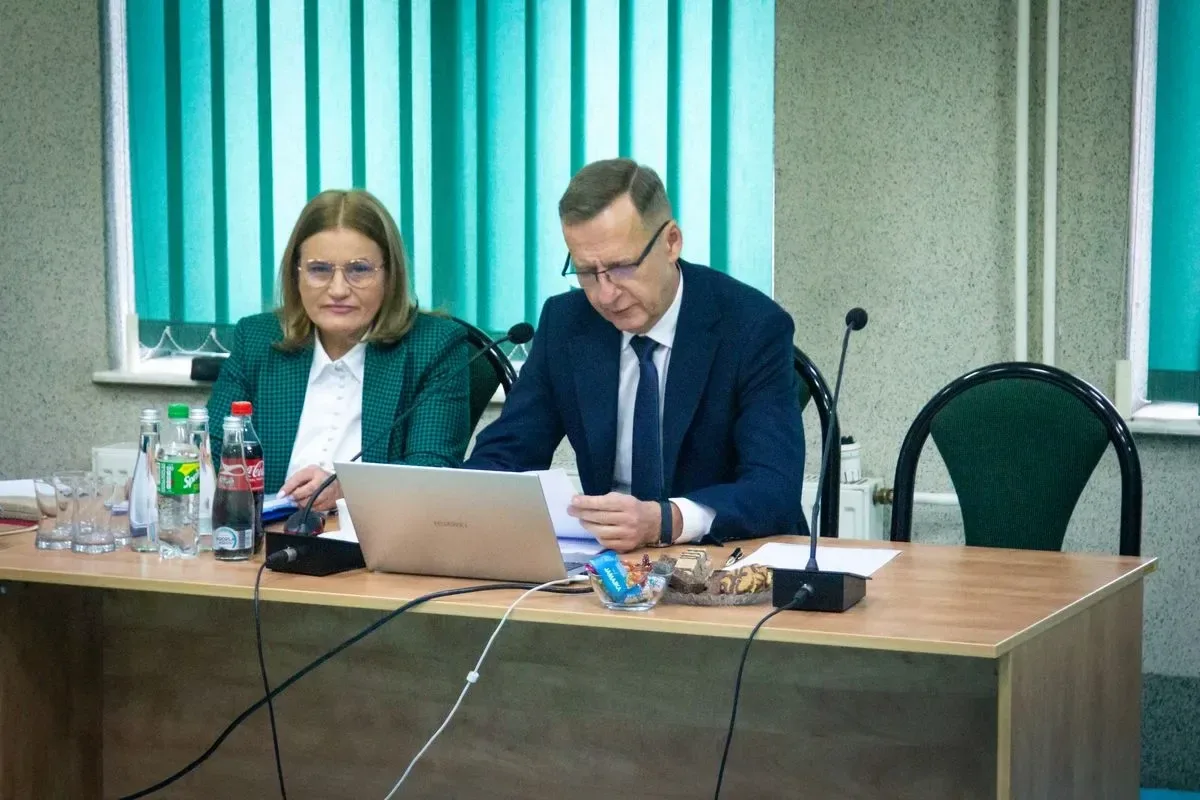Radni jednogłośnie uchwalili budżet gminy Ostrów Mazowiecka na 2023 rok! (zdjęcia)