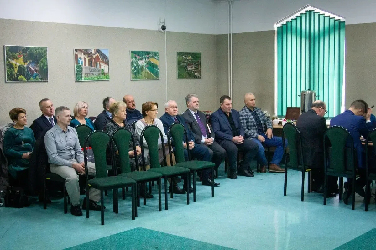 Radni jednogłośnie uchwalili budżet gminy Ostrów Mazowiecka na 2023 rok! (zdjęcia)