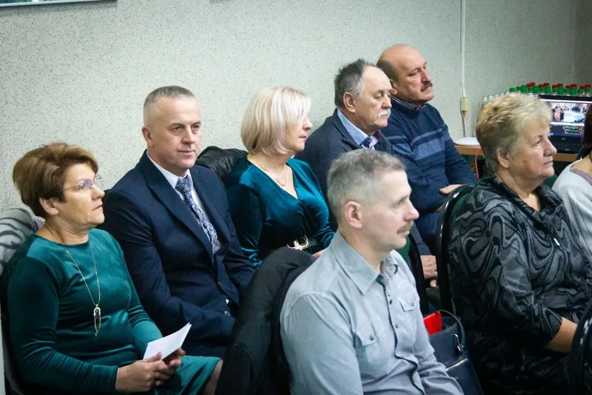 Radni jednogłośnie uchwalili budżet gminy Ostrów Mazowiecka na 2023 rok! (zdjęcia)
