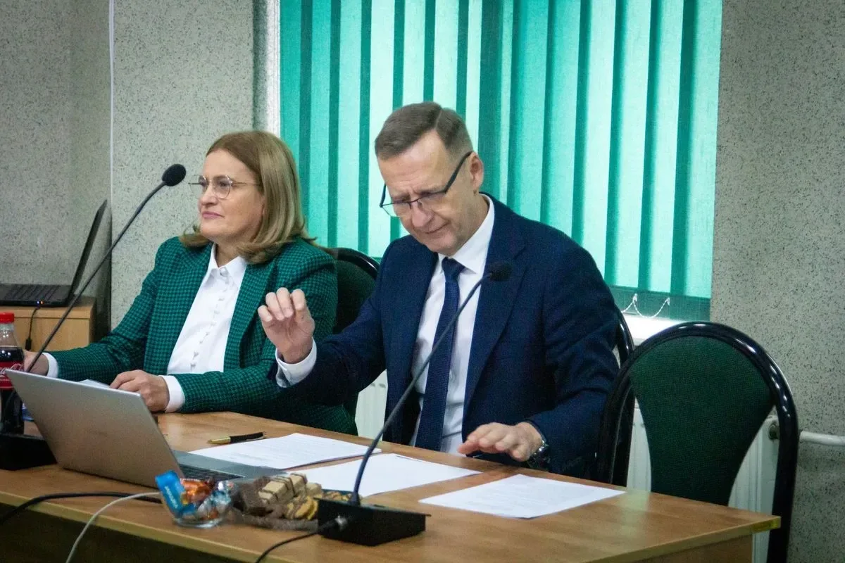 Radni jednogłośnie uchwalili budżet gminy Ostrów Mazowiecka na 2023 rok! (zdjęcia)