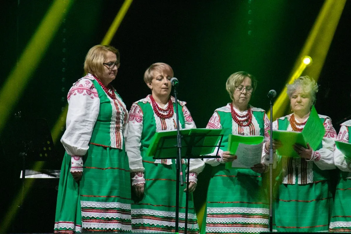 Mieszkańcy wspólnie kolędowali podczas Gminnego Wieczoru Wigilijnego w Małkini Górnej (zdjęcia, wideo)
