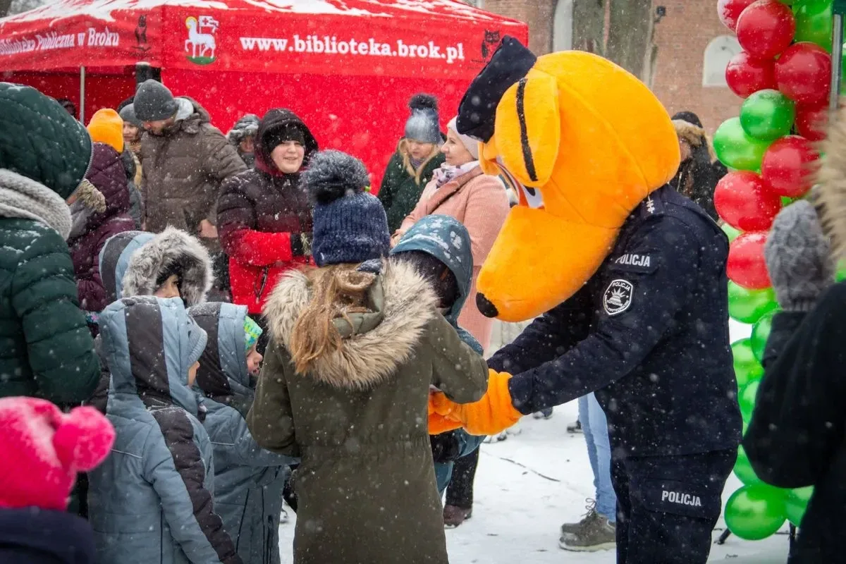 Święty Mikołaj odwiedził mieszkańców Broku! (zdjęcia, wideo)