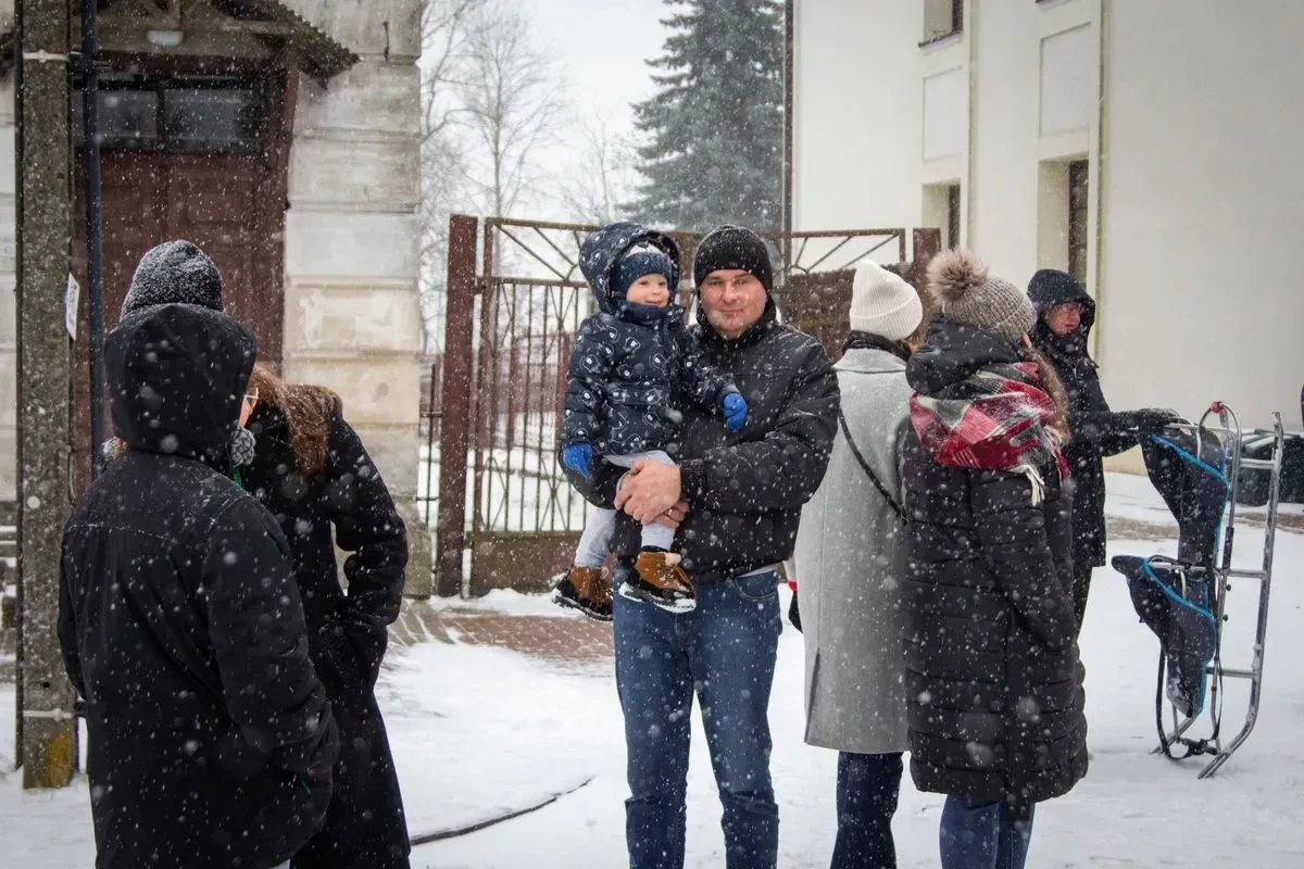 Święty Mikołaj odwiedził mieszkańców Broku! (zdjęcia, wideo)