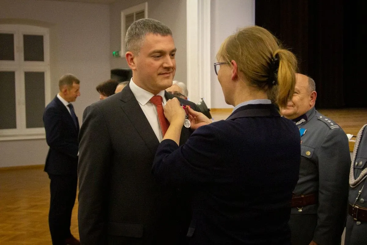Obchody Dnia Podchorążego i 155. rocznica urodzin marszałka Józefa Piłsudskiego w Komorowie (zdjęcia)