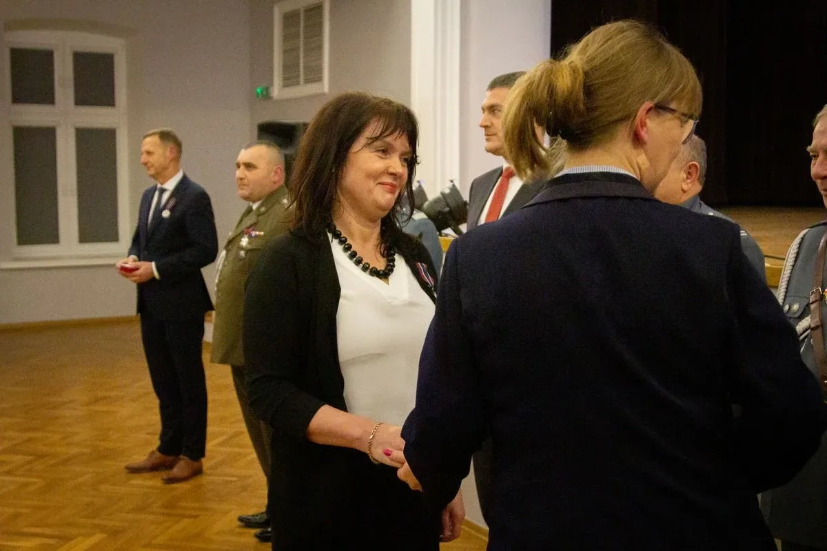 Obchody Dnia Podchorążego i 155. rocznica urodzin marszałka Józefa Piłsudskiego w Komorowie (zdjęcia)