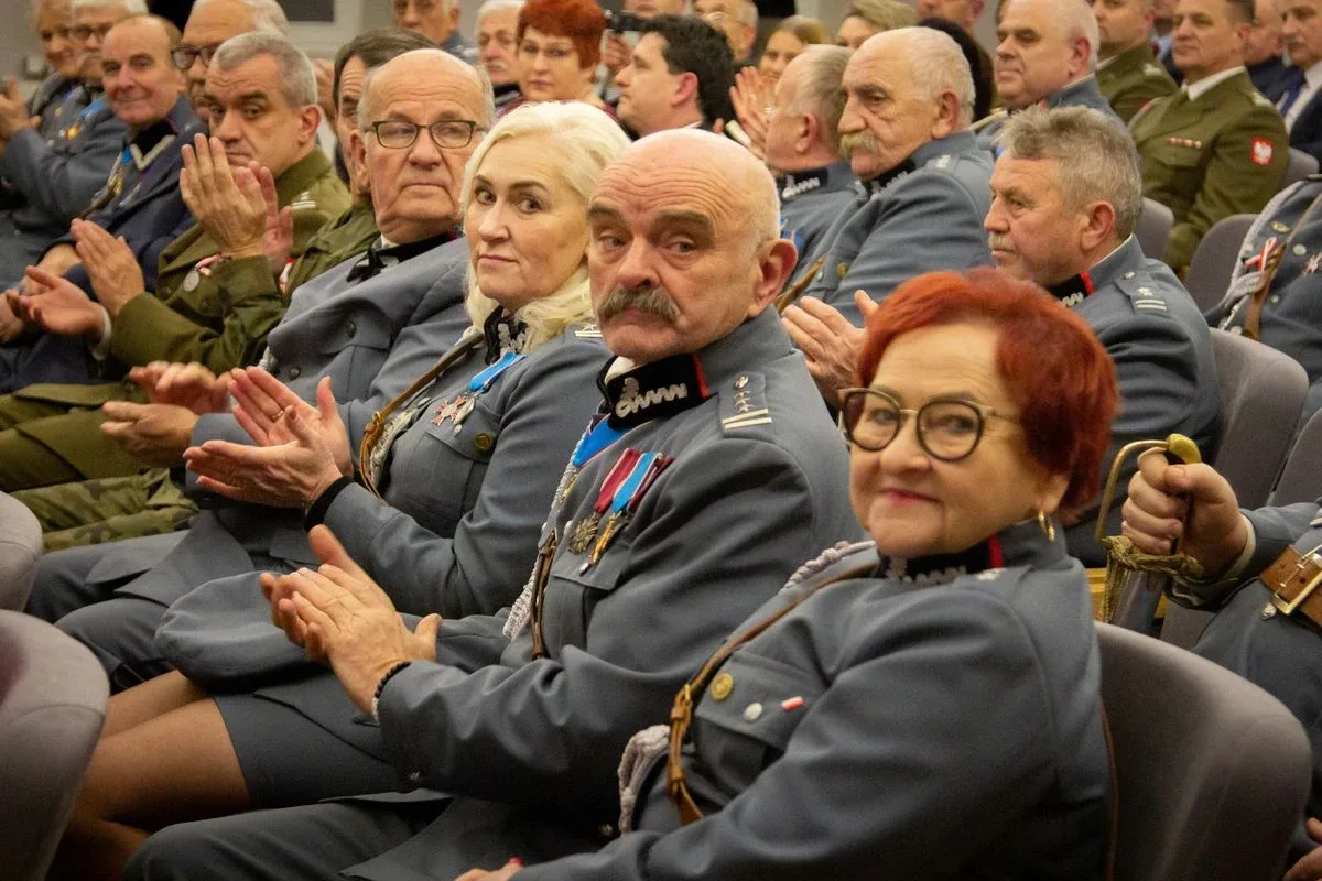 Obchody Dnia Podchorążego i 155. rocznica urodzin marszałka Józefa Piłsudskiego w Komorowie (zdjęcia)
