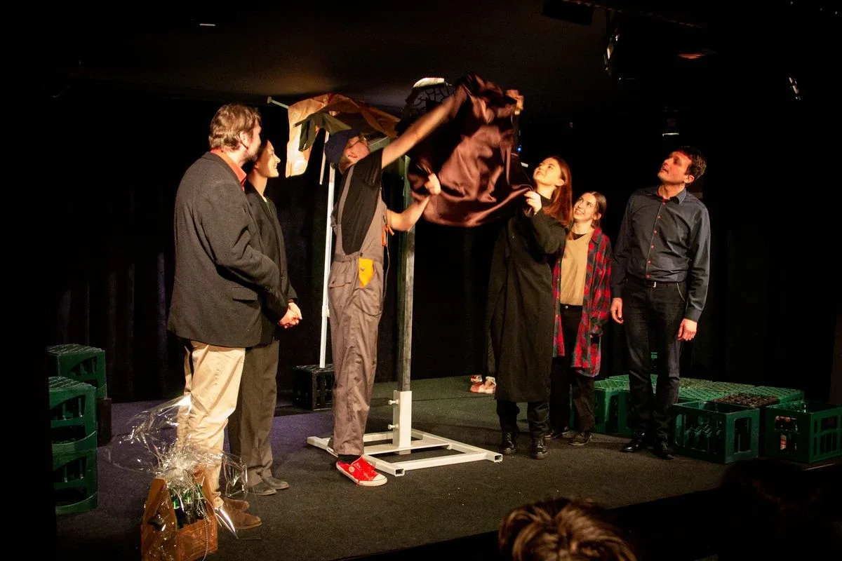 Uroczyste odsłonięcie rzeźby w Teatrze Scena Kotłownia! (zdjęcia)