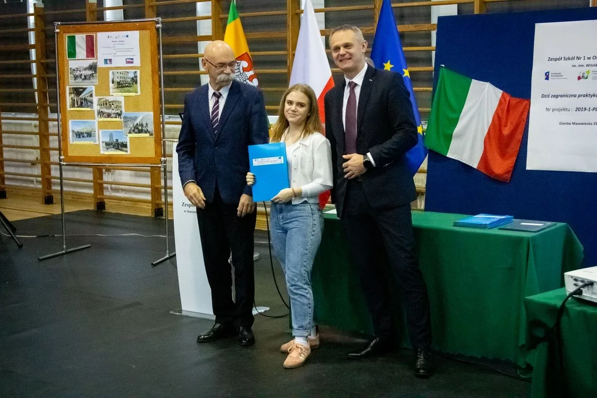 Konferencja podsumowująca projekt "Dziś zagraniczna praktyka - jutro własna firma" (zdjęcia)