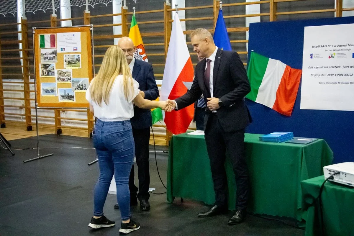 Konferencja podsumowująca projekt "Dziś zagraniczna praktyka - jutro własna firma" (zdjęcia)
