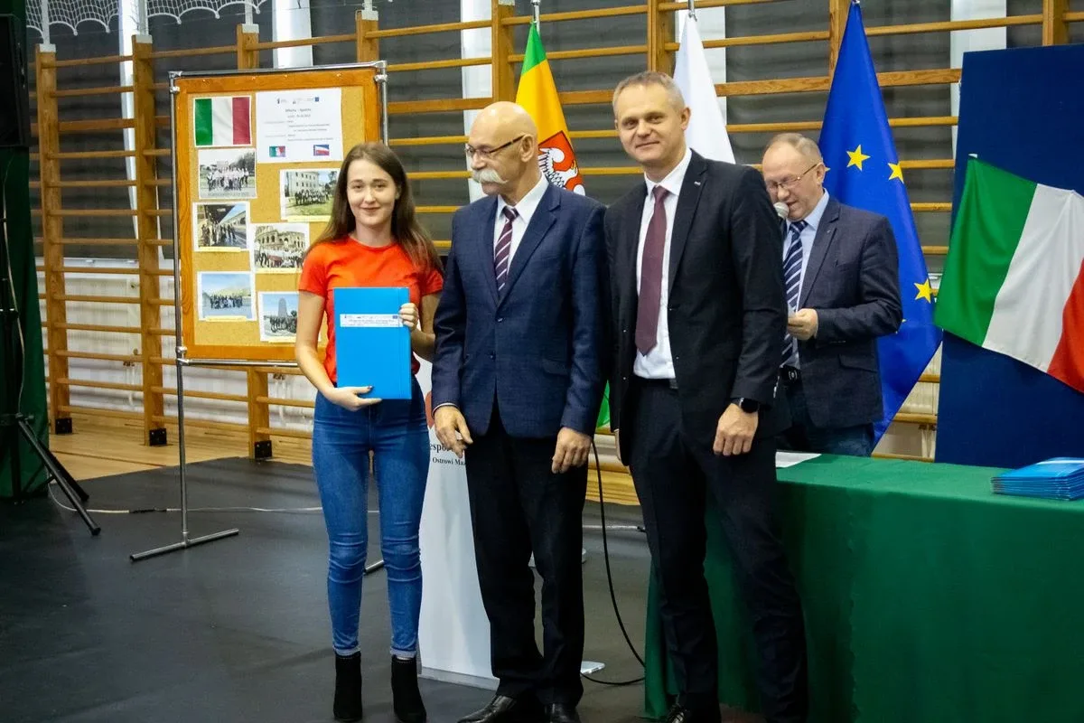 Konferencja podsumowująca projekt "Dziś zagraniczna praktyka - jutro własna firma" (zdjęcia)