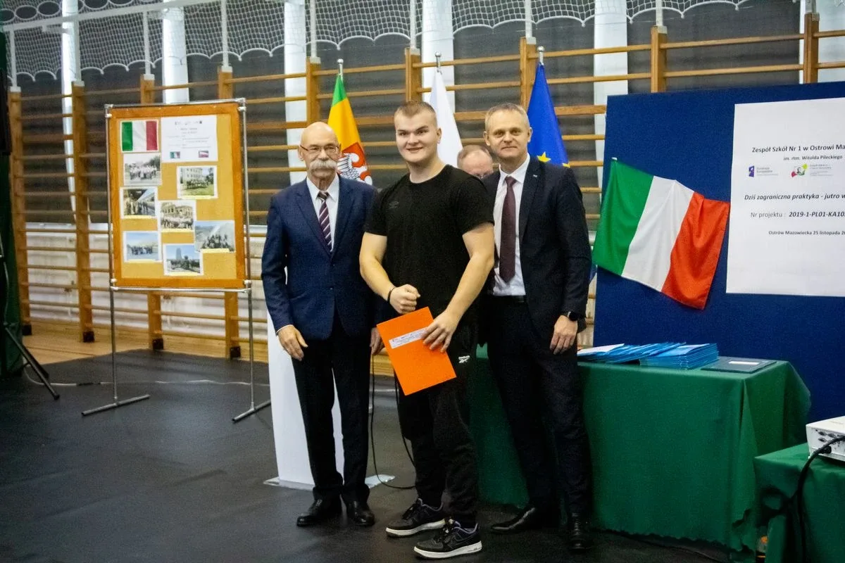 Konferencja podsumowująca projekt "Dziś zagraniczna praktyka - jutro własna firma" (zdjęcia)