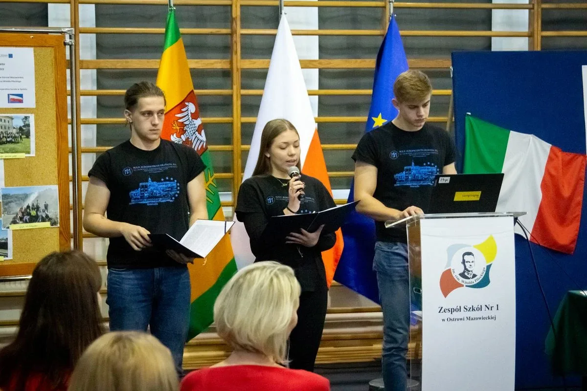 Konferencja podsumowująca projekt "Dziś zagraniczna praktyka - jutro własna firma" (zdjęcia)
