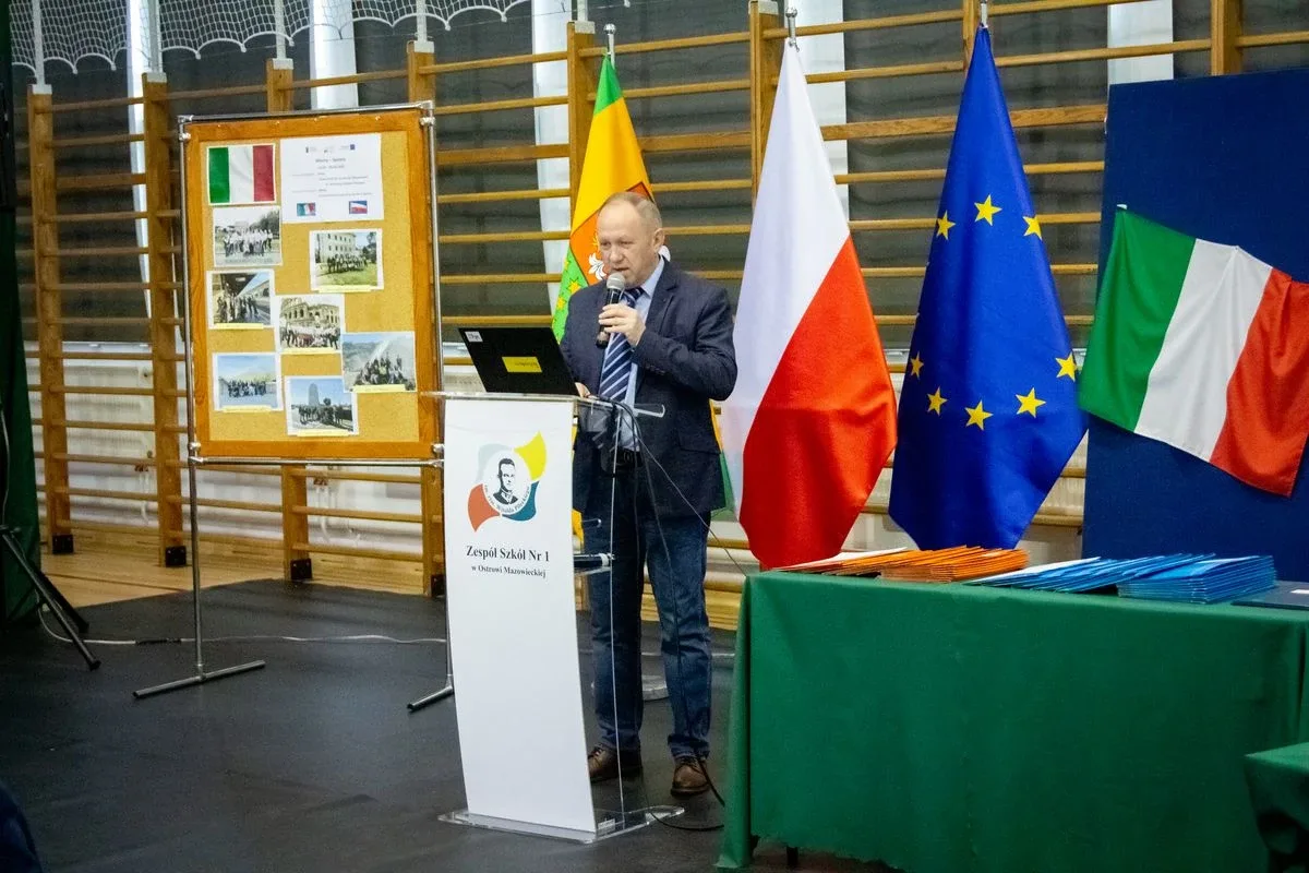 Konferencja podsumowująca projekt "Dziś zagraniczna praktyka - jutro własna firma" (zdjęcia)