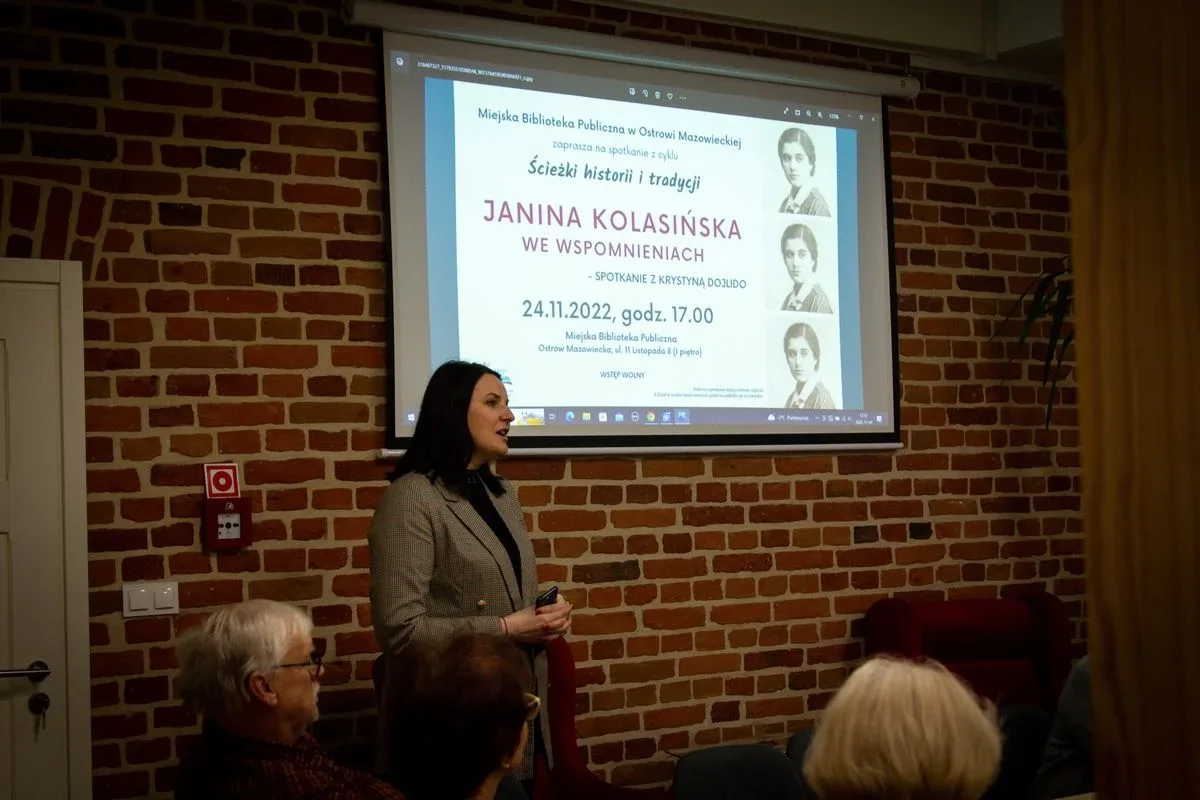 Krystyna Dojlido opowiadała o swojej mamie Janinie Kolasińskiej w ostrowskiej bibliotece (zdjęcia)