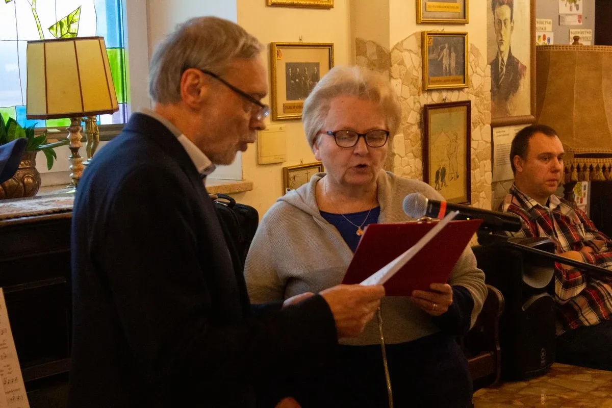 Otwarcie wystawy pt. "300 obrazów Napoleona Ordy" i wykład z ks. Tadueszem Isakowiczem-Zaleskim w Muzeum Kresów i Ziemi Ostrowskiej (zdjęcia, wideo)