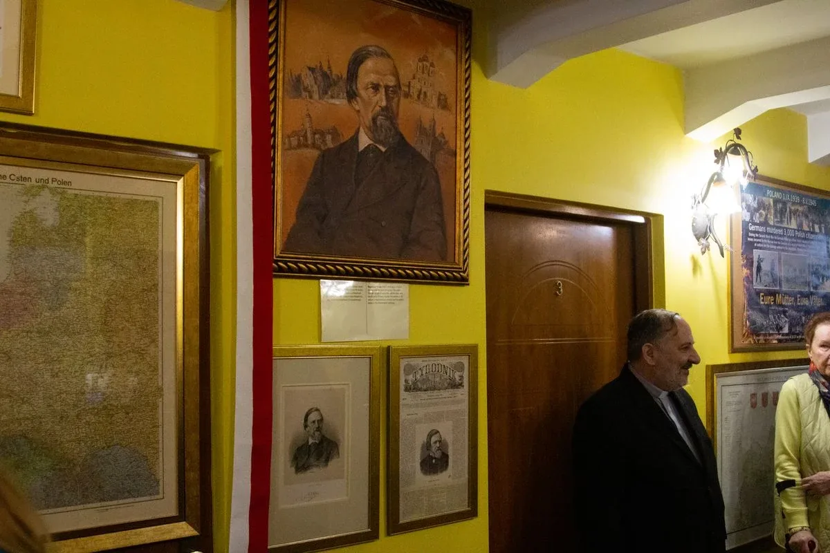 Otwarcie wystawy pt. "300 obrazów Napoleona Ordy" i wykład z ks. Tadueszem Isakowiczem-Zaleskim w Muzeum Kresów i Ziemi Ostrowskiej (zdjęcia, wideo)