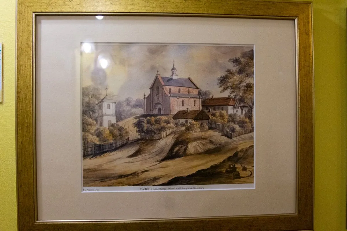 Otwarcie wystawy pt. "300 obrazów Napoleona Ordy" i wykład z ks. Tadueszem Isakowiczem-Zaleskim w Muzeum Kresów i Ziemi Ostrowskiej (zdjęcia, wideo)
