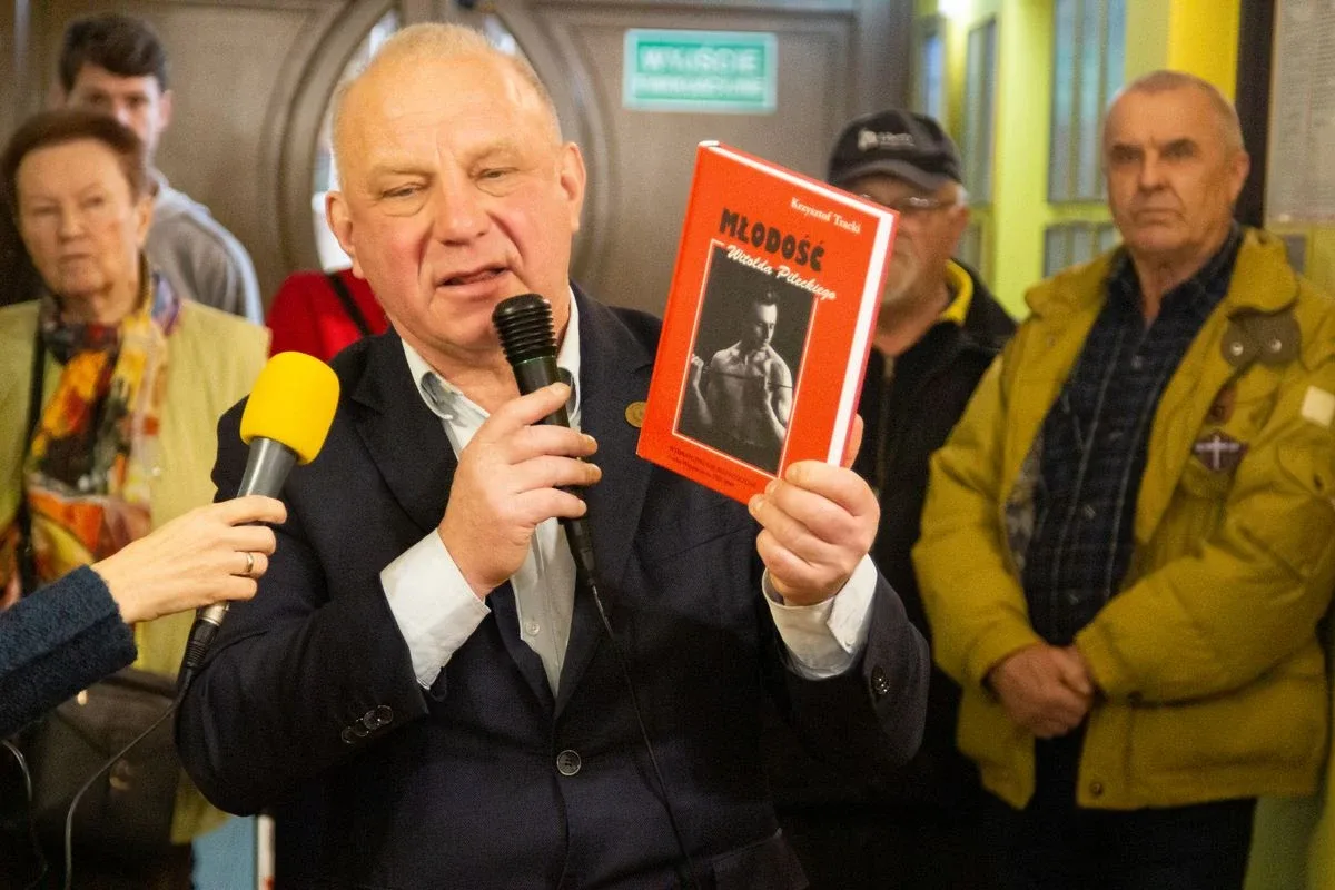 Otwarcie wystawy pt. "300 obrazów Napoleona Ordy" i wykład z ks. Tadueszem Isakowiczem-Zaleskim w Muzeum Kresów i Ziemi Ostrowskiej (zdjęcia, wideo)