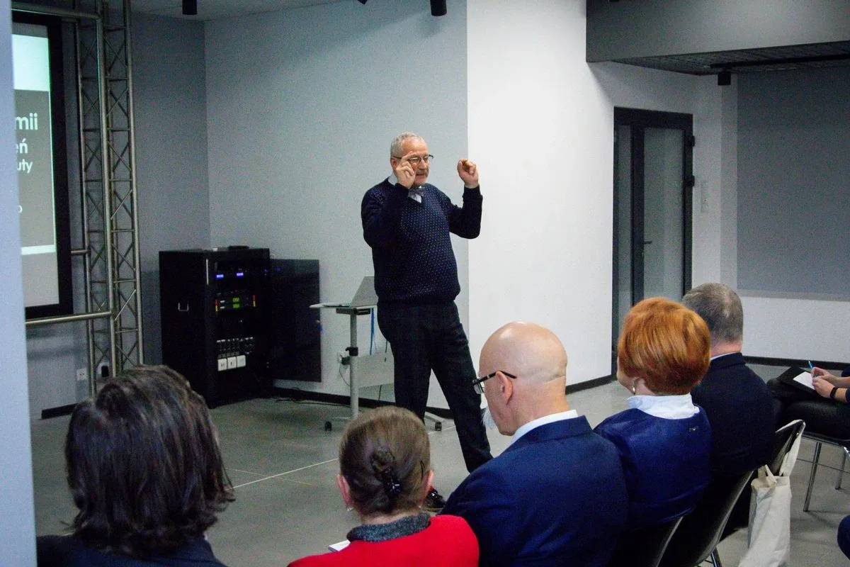 Konferencja pt. "Uwolnij się. Bądź sobą!" w Starej Elektrowni (zdjęcia)