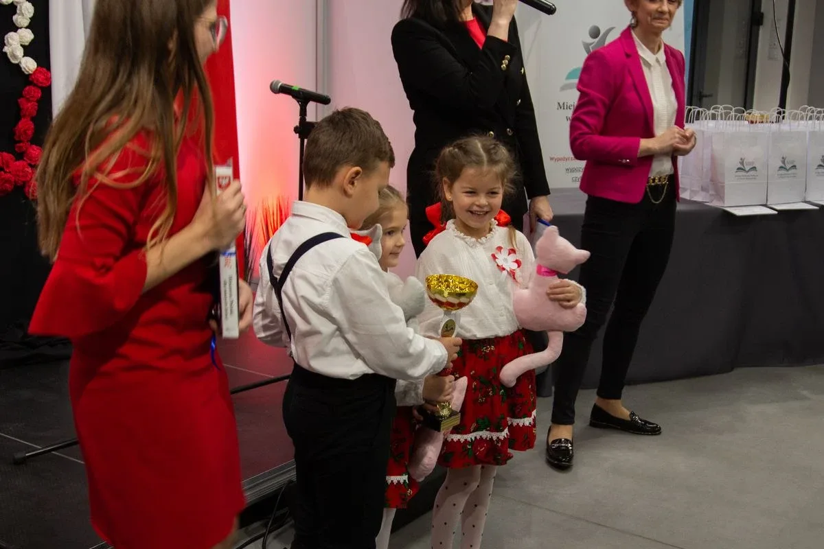 Występy i wręczenie nagród laureatom konkursów na Koncercie Galowym wieńczącym projekt "Tydzień dla Polski" (zdjęcia, wideo) (nie publikować)