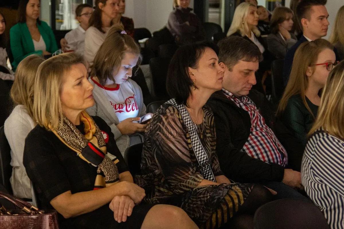 Spektakl teatralny pt. "Do hymnu powstań" odbył się w Ostrowi Mazowieckiej w Narodowy Dzień Niepodległości (zdjęcia, wideo) (nie publikować)