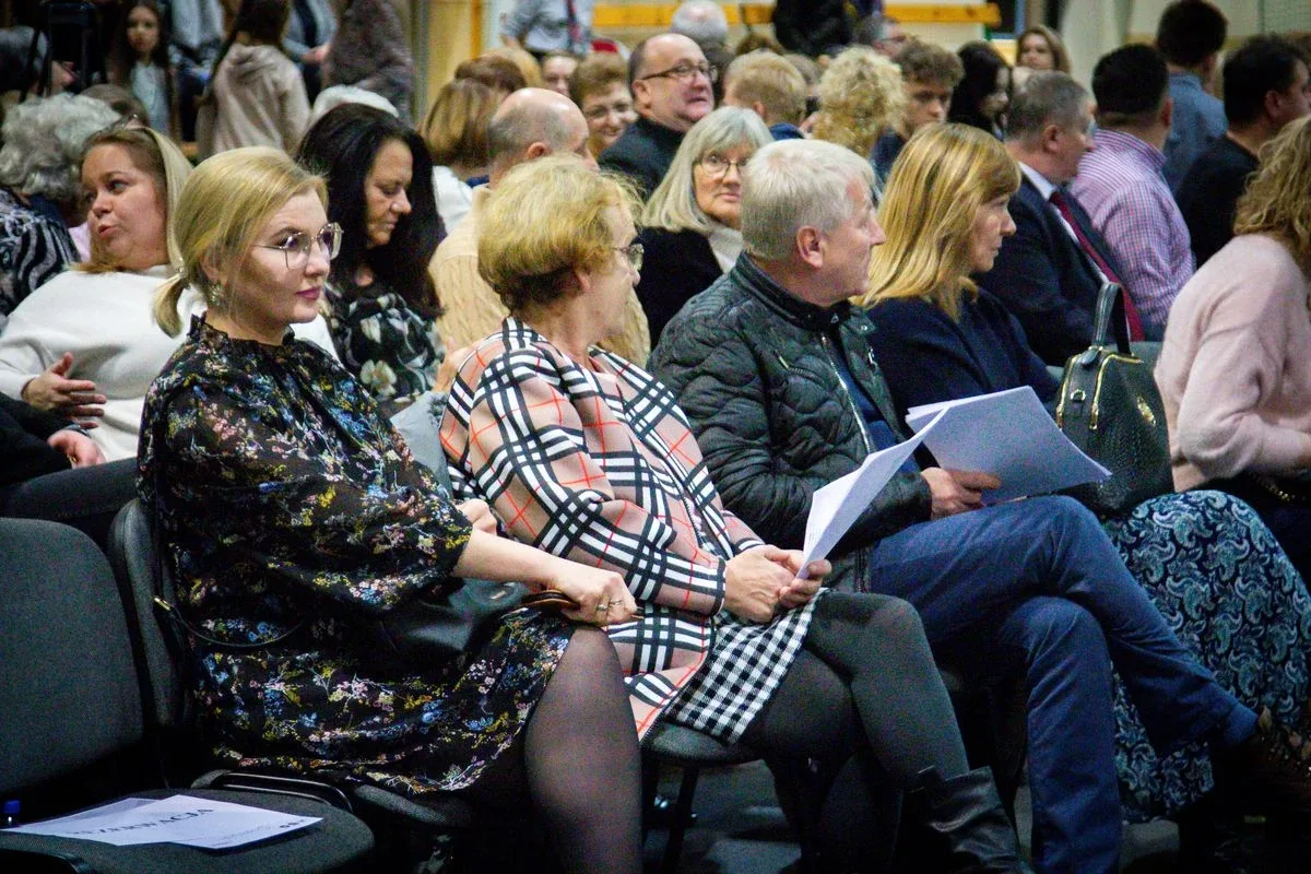 Spektakl teatralny pt. "Do hymnu powstań" odbył się w Ostrowi Mazowieckiej w Narodowy Dzień Niepodległości (zdjęcia)