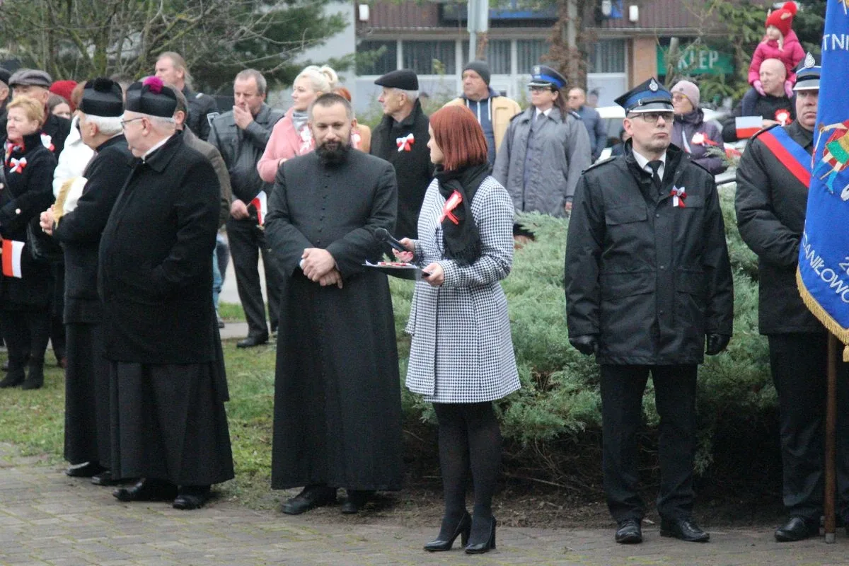 Mieszkańcy gminy Małkinia Górna wspólnie uczcili Narodowe Święto Niepodległości (zdjęcia, wideo)