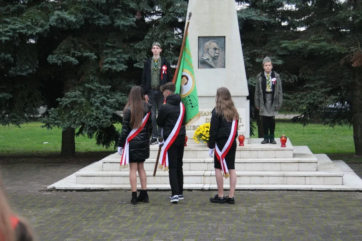 Mieszkańcy gminy Małkinia Górna wspólnie uczcili Narodowe Święto Niepodległości (zdjęcia, wideo)