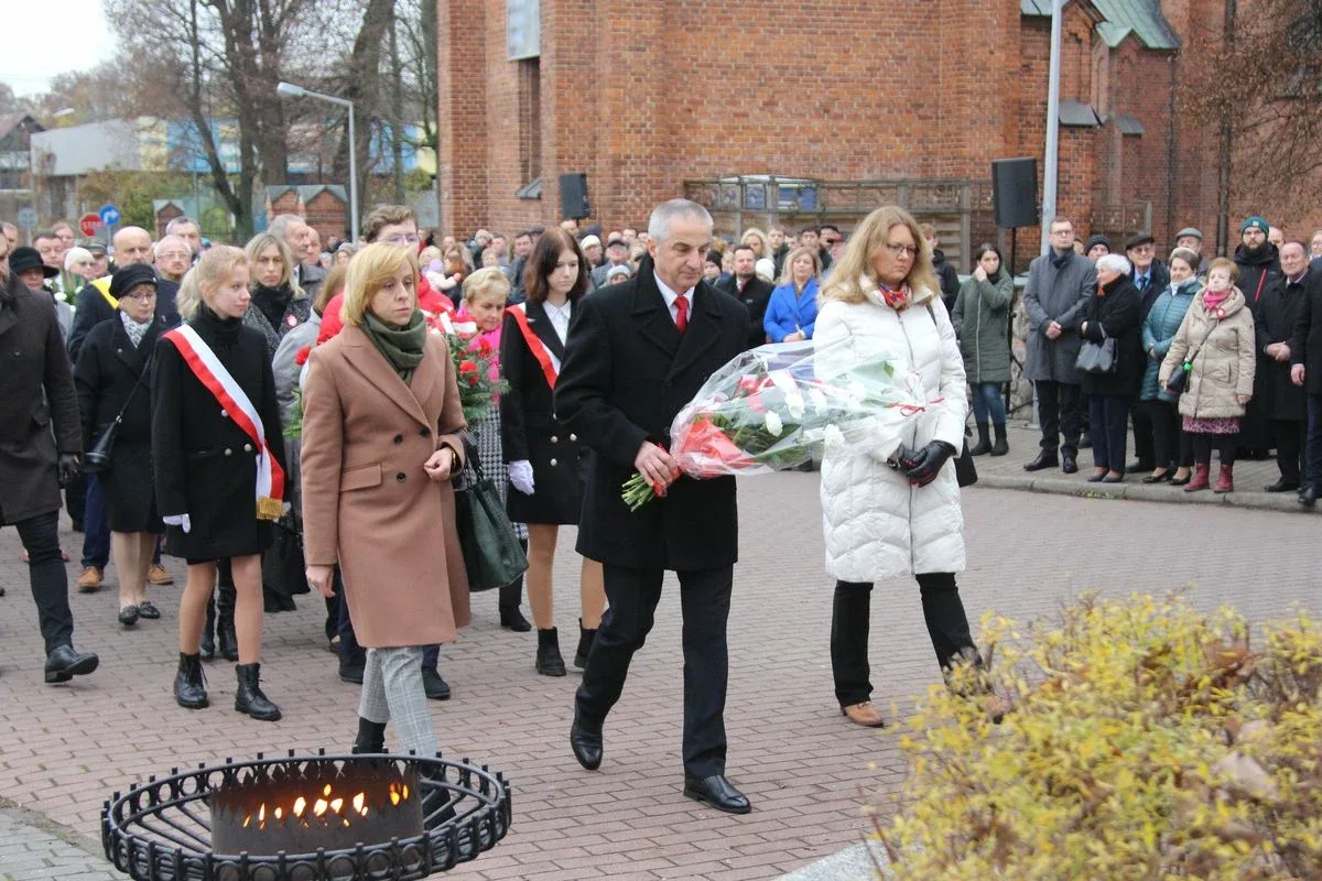 Uroczyste powiatowo-miejsko-gminne obchody Narodowego Święta Niepodległości w Ostrowi Mazowieckiej (zdjęcia, wideo)