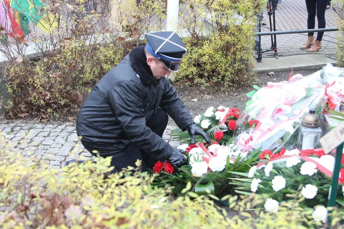 Uroczyste powiatowo-miejsko-gminne obchody Narodowego Święta Niepodległości w Ostrowi Mazowieckiej (zdjęcia, wideo)
