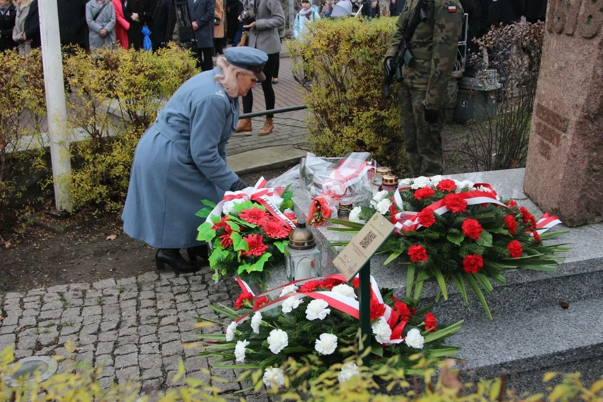 Uroczyste powiatowo-miejsko-gminne obchody Narodowego Święta Niepodległości w Ostrowi Mazowieckiej (zdjęcia, wideo)