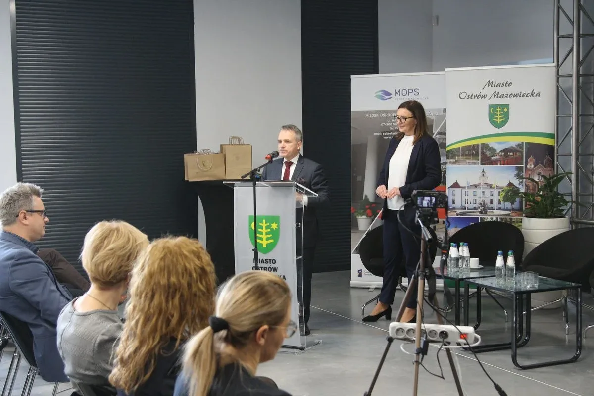 Inspirujące wykłady i rozmowy na konferencji pn. "Odpowiedzialni społecznie" (zdjęcia)