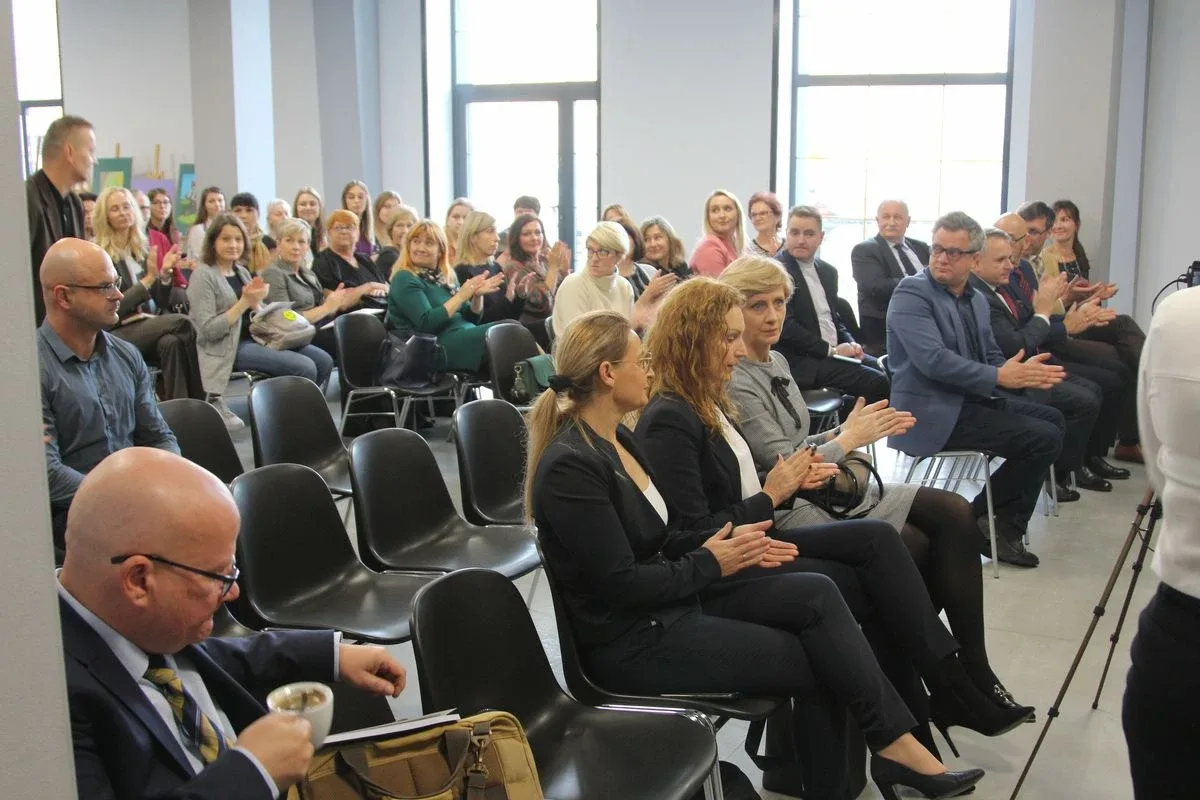 Inspirujące wykłady i rozmowy na konferencji pn. "Odpowiedzialni społecznie" (zdjęcia)