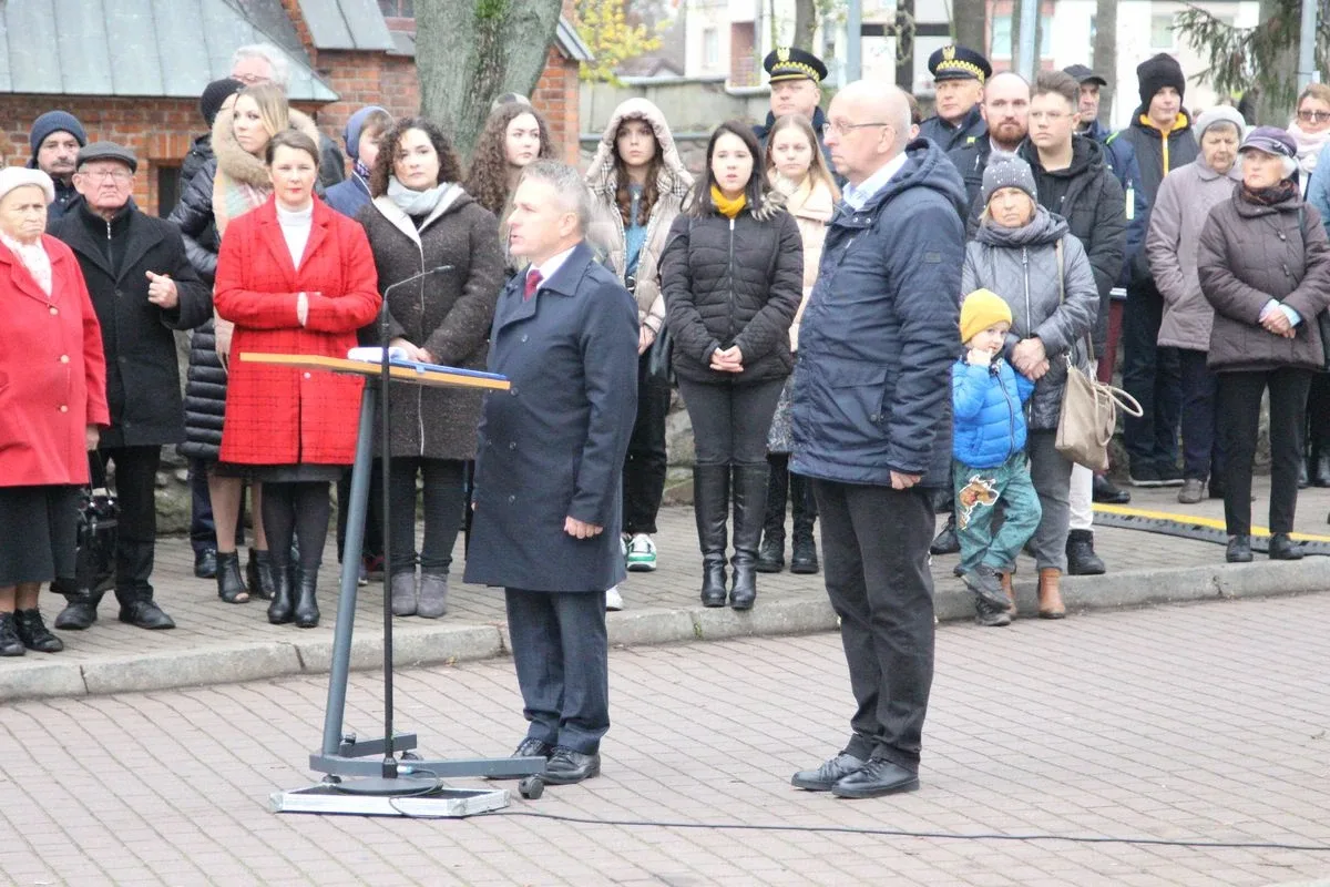 Uroczyste powiatowo-miejsko-gminne obchody Narodowego Święta Niepodległości w Ostrowi Mazowieckiej (zdjęcia, wideo)
