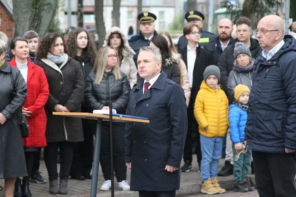 Uroczyste powiatowo-miejsko-gminne obchody Narodowego Święta Niepodległości w Ostrowi Mazowieckiej (zdjęcia, wideo)