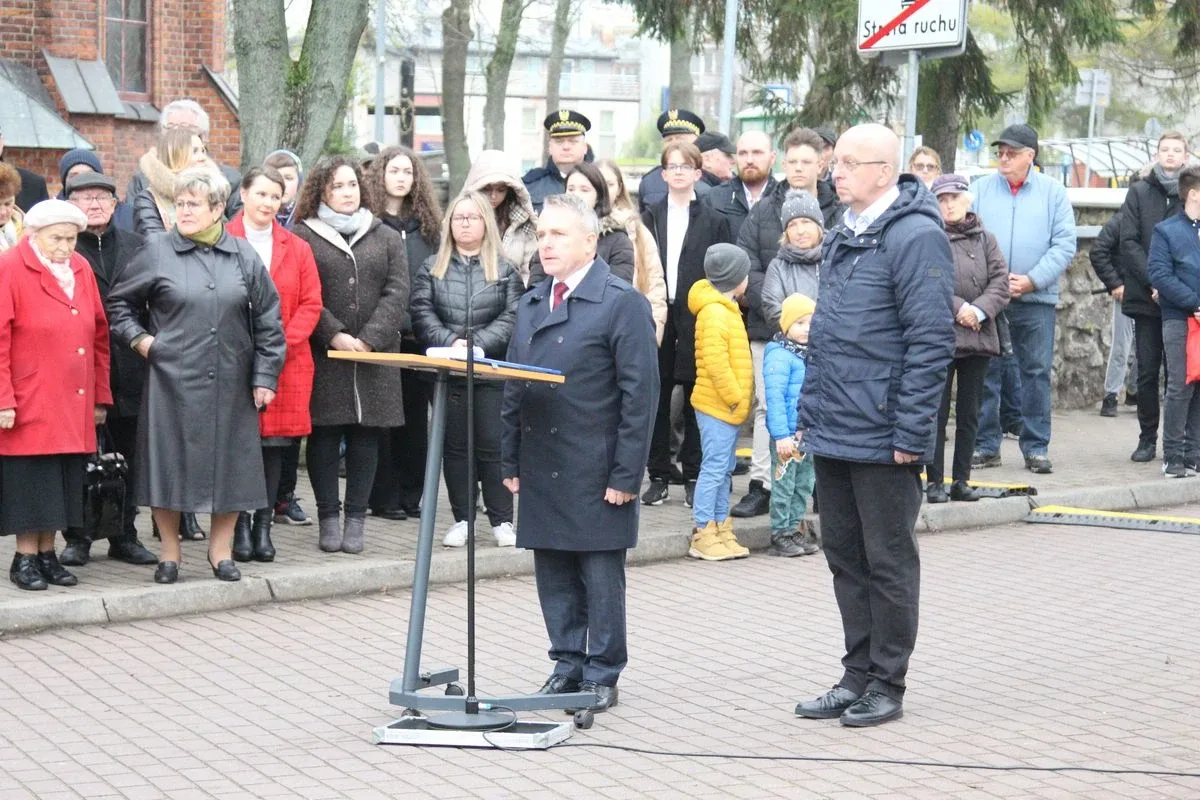 Uroczyste powiatowo-miejsko-gminne obchody Narodowego Święta Niepodległości w Ostrowi Mazowieckiej (zdjęcia, wideo)
