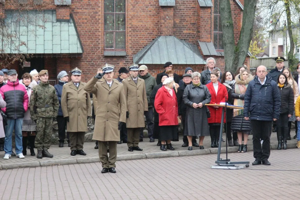 Uroczyste powiatowo-miejsko-gminne obchody Narodowego Święta Niepodległości w Ostrowi Mazowieckiej (zdjęcia, wideo)