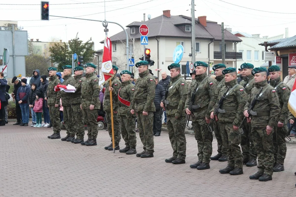 Uroczyste powiatowo-miejsko-gminne obchody Narodowego Święta Niepodległości w Ostrowi Mazowieckiej (zdjęcia, wideo)
