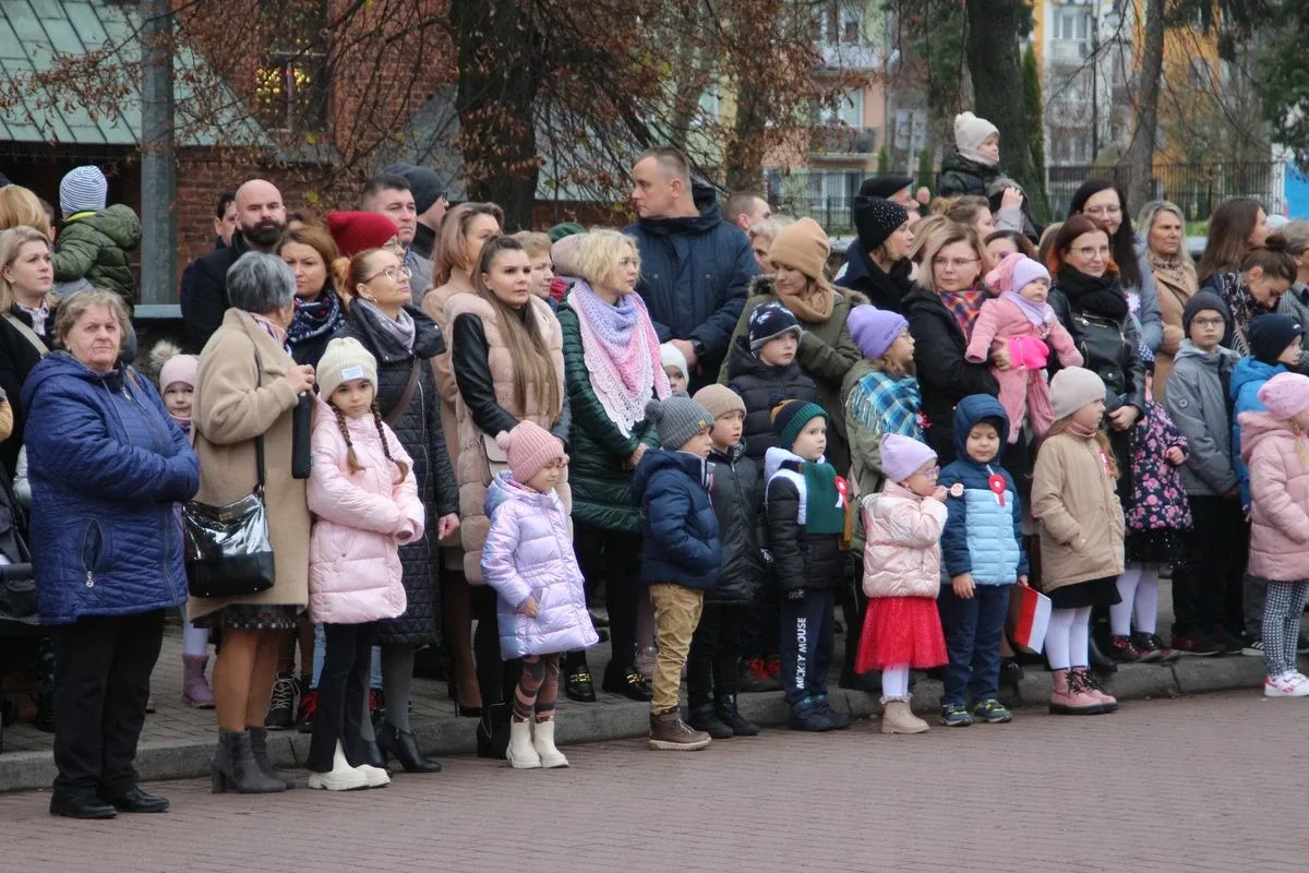 Uroczyste powiatowo-miejsko-gminne obchody Narodowego Święta Niepodległości w Ostrowi Mazowieckiej (zdjęcia, wideo)