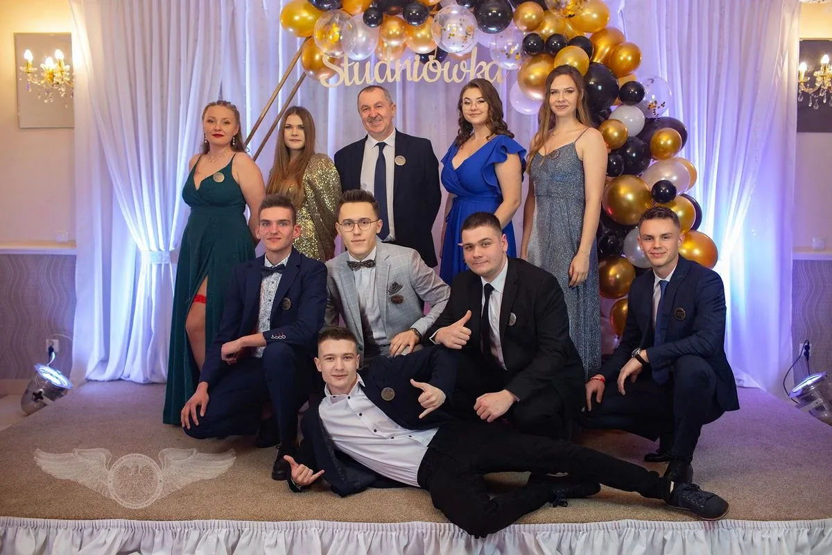 CSL Technikum Lotnicze w Nagoszewie i pierwszy bal studniówkowy (zdjęcia)